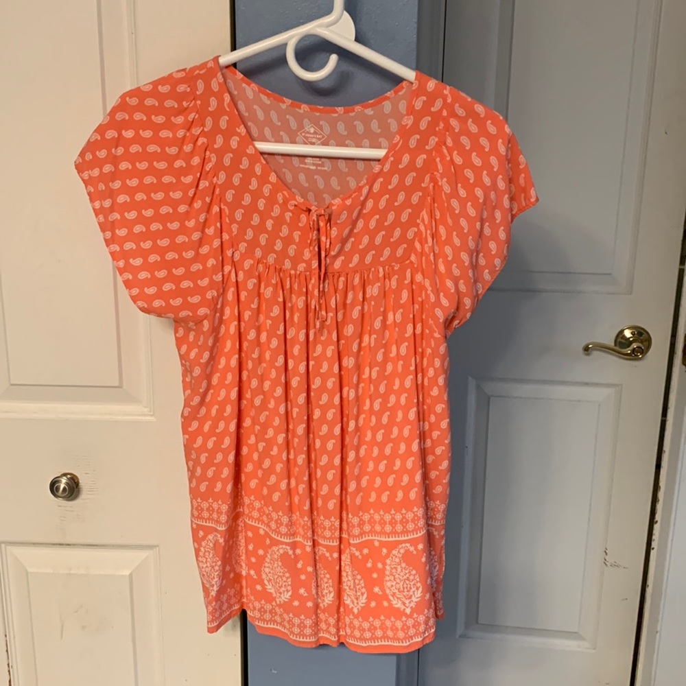 Woman’s blouse